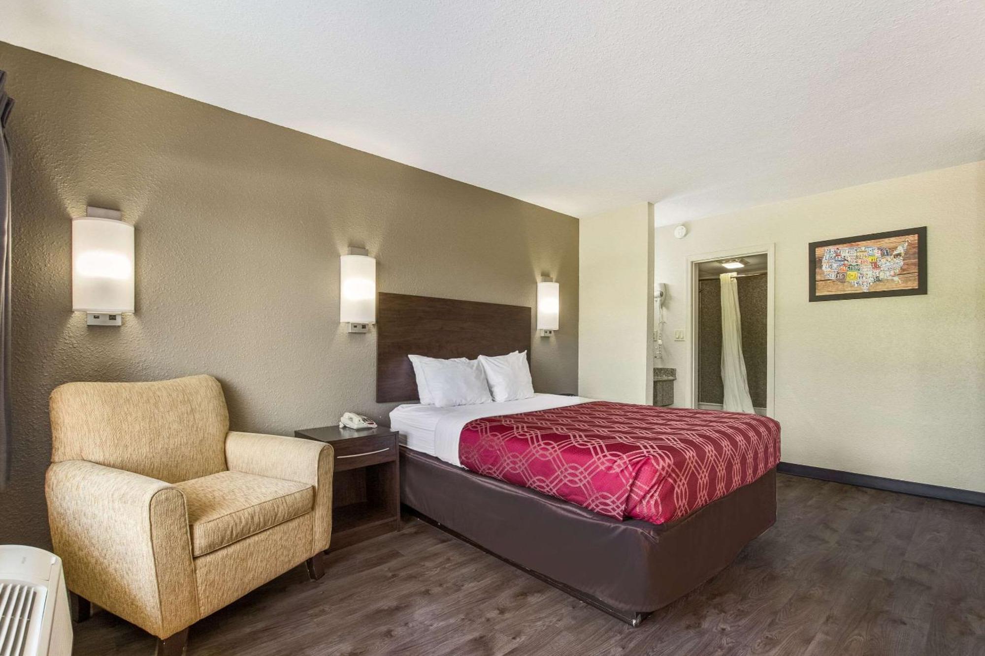 Econo Knox Lodge