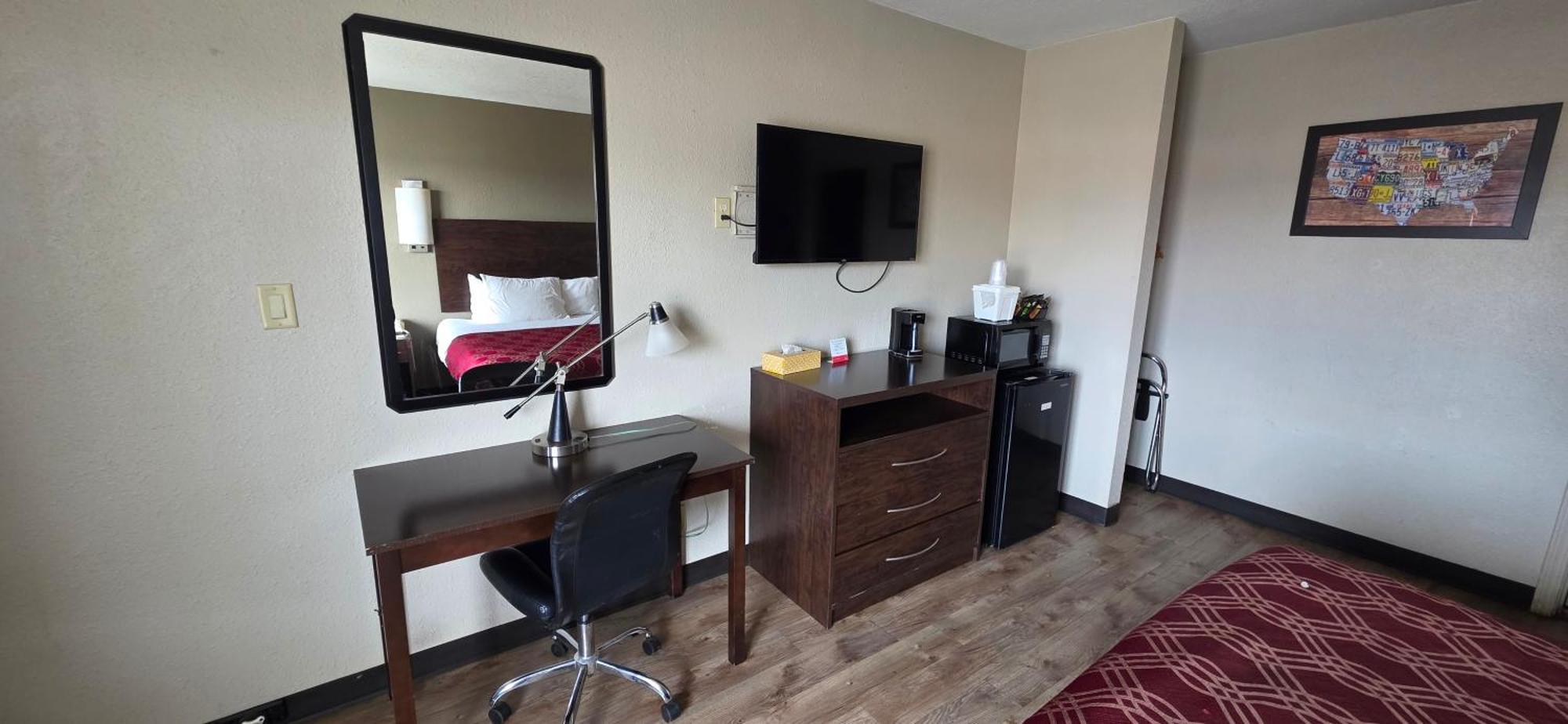 Econo Knox Lodge