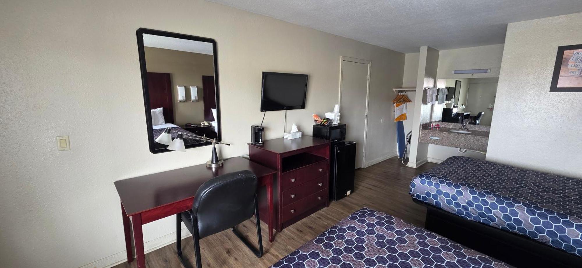 Lodge Econo Knox Radcliff