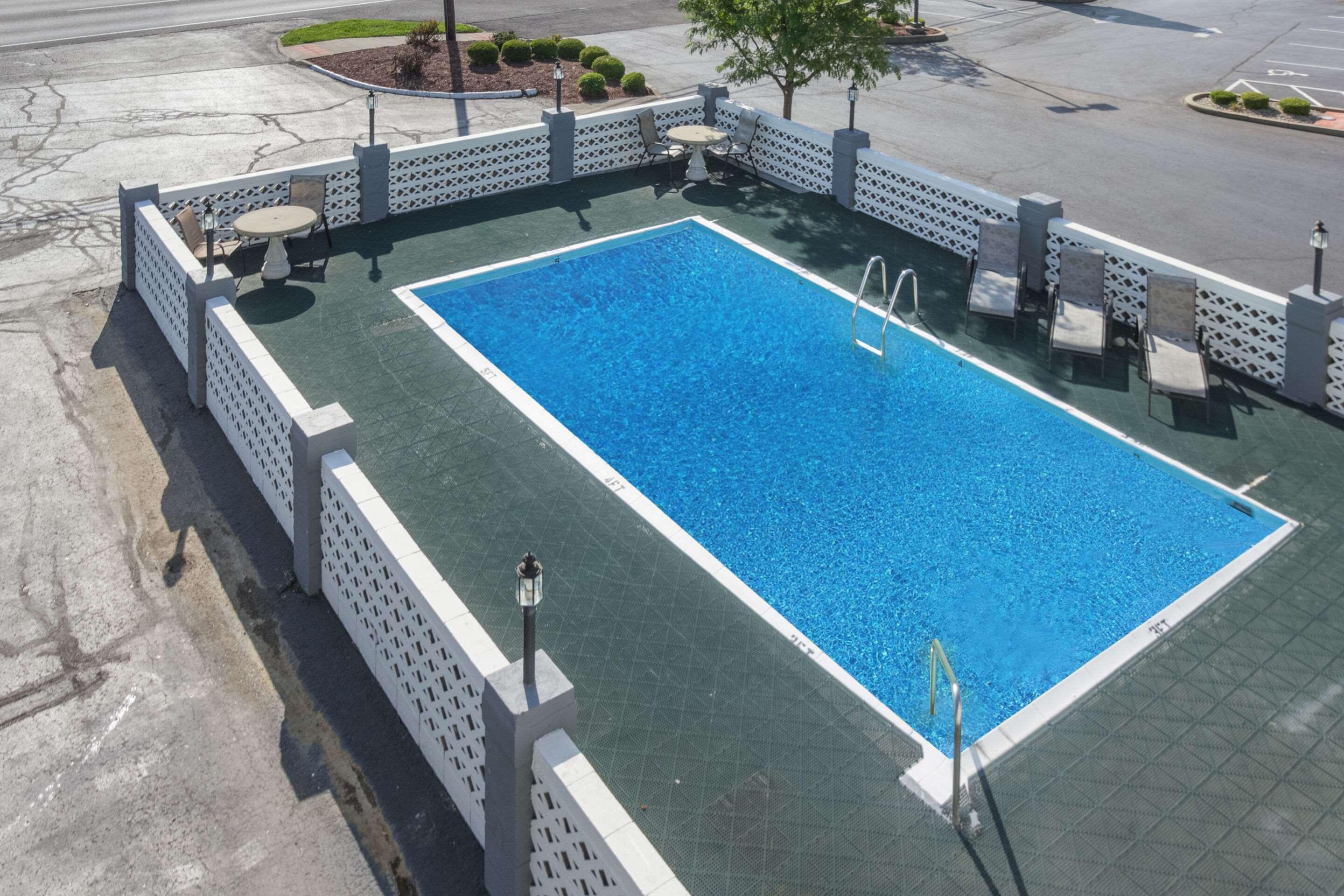 Econo Fort Knox Lodge *